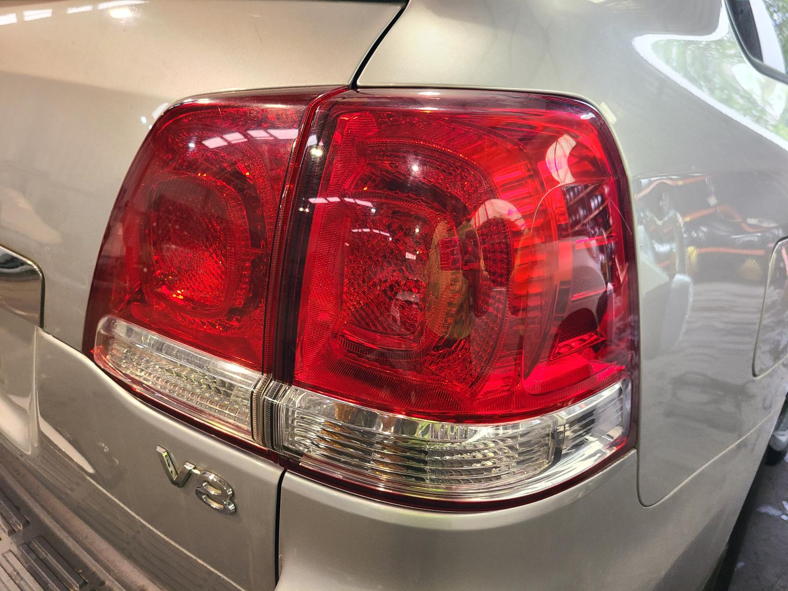 View Toyota Landcruiser 2011  
