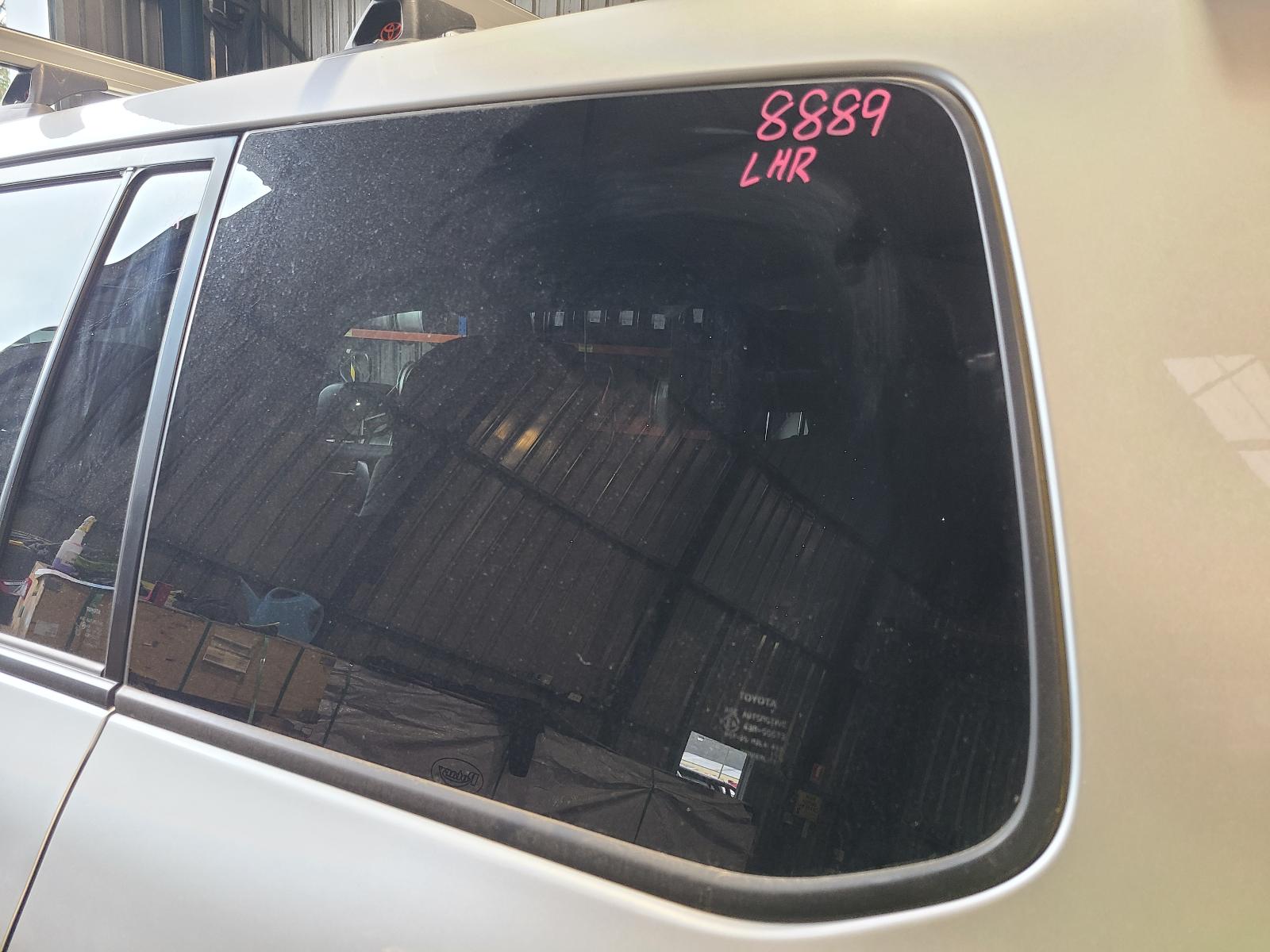 View Toyota Landcruiser 2011  
