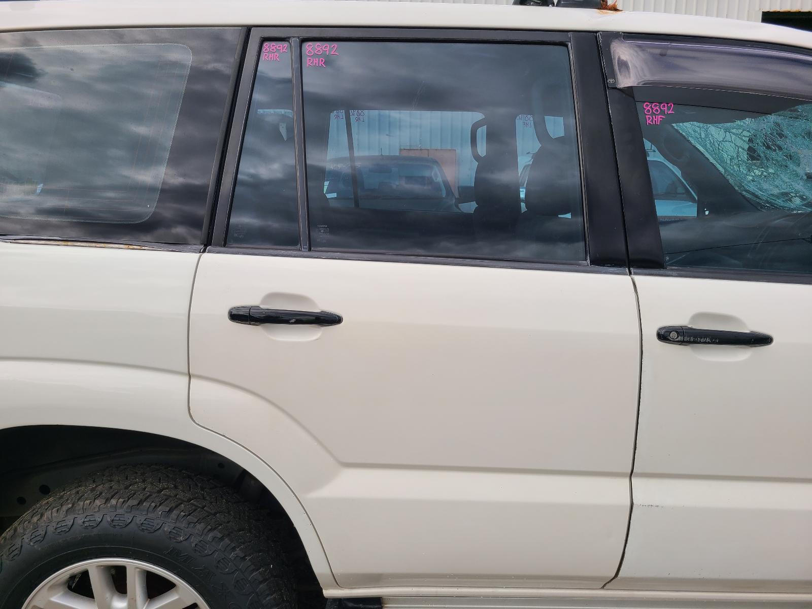 View Toyota Prado 2004 4 Door Station Wagon
