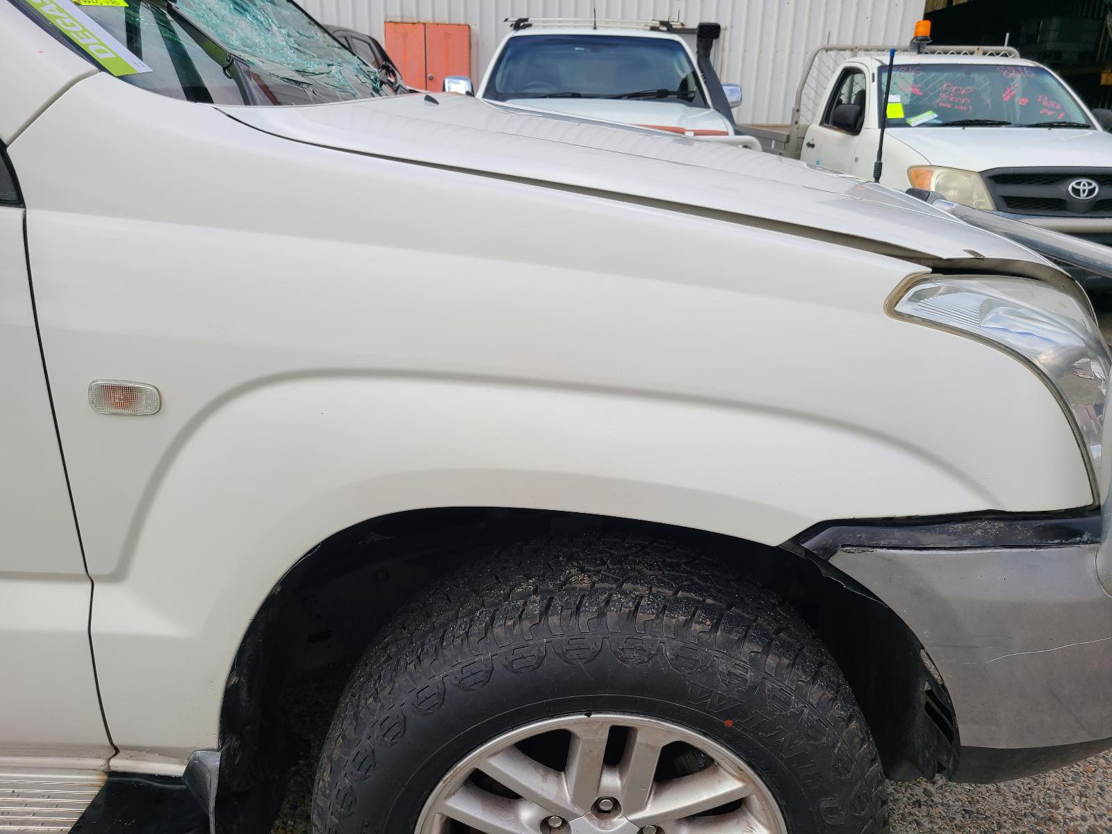 View Toyota Prado 2004 4 Door Station Wagon