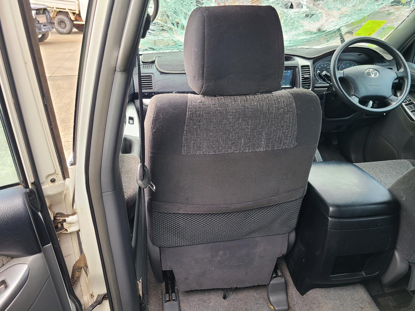 View Toyota Prado 2004 4 Door Station Wagon