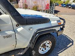 View Toyota Landcruiser 2013