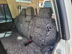 View Land Rover Discovery 2000 4 Door Station Wagon