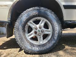 View Land Rover Discovery 2000 4 Door Station Wagon