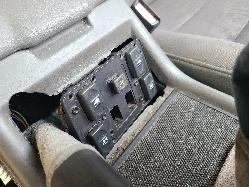 View Land Rover Discovery 2000 4 Door Station Wagon