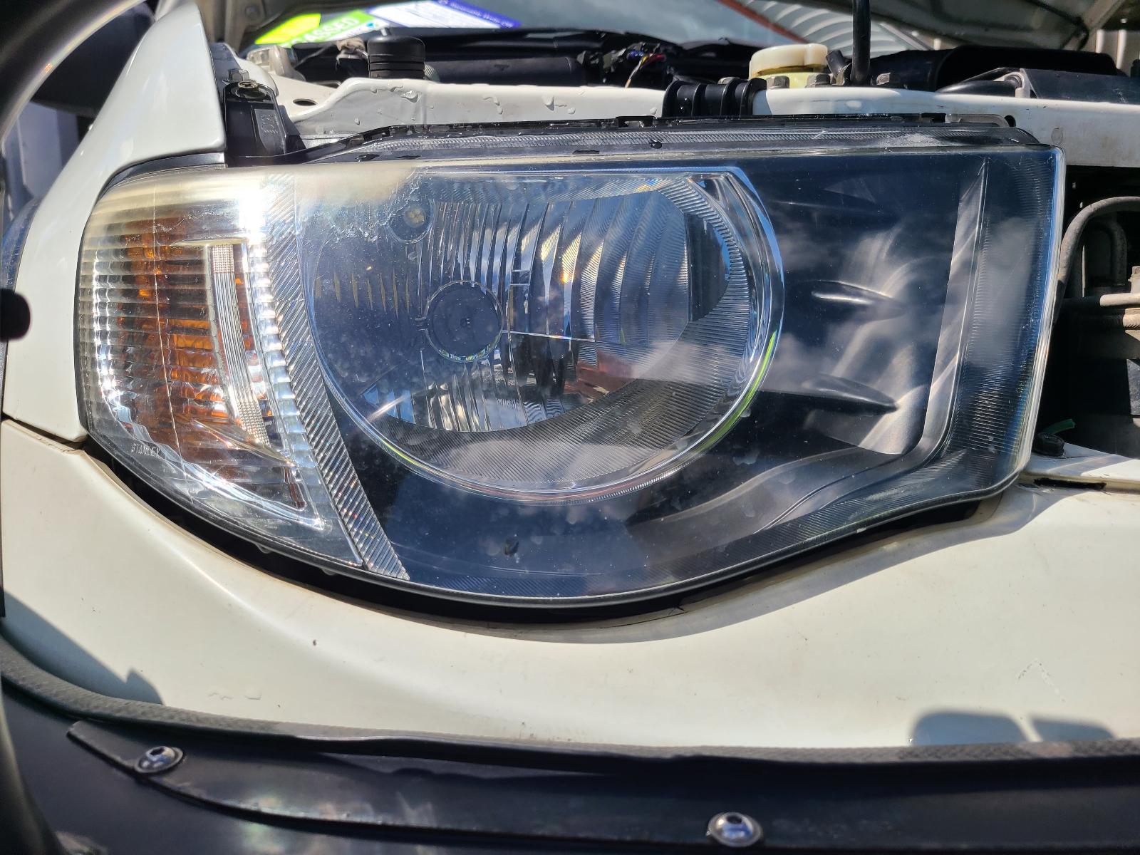 View Mitsubishi Triton 2012  