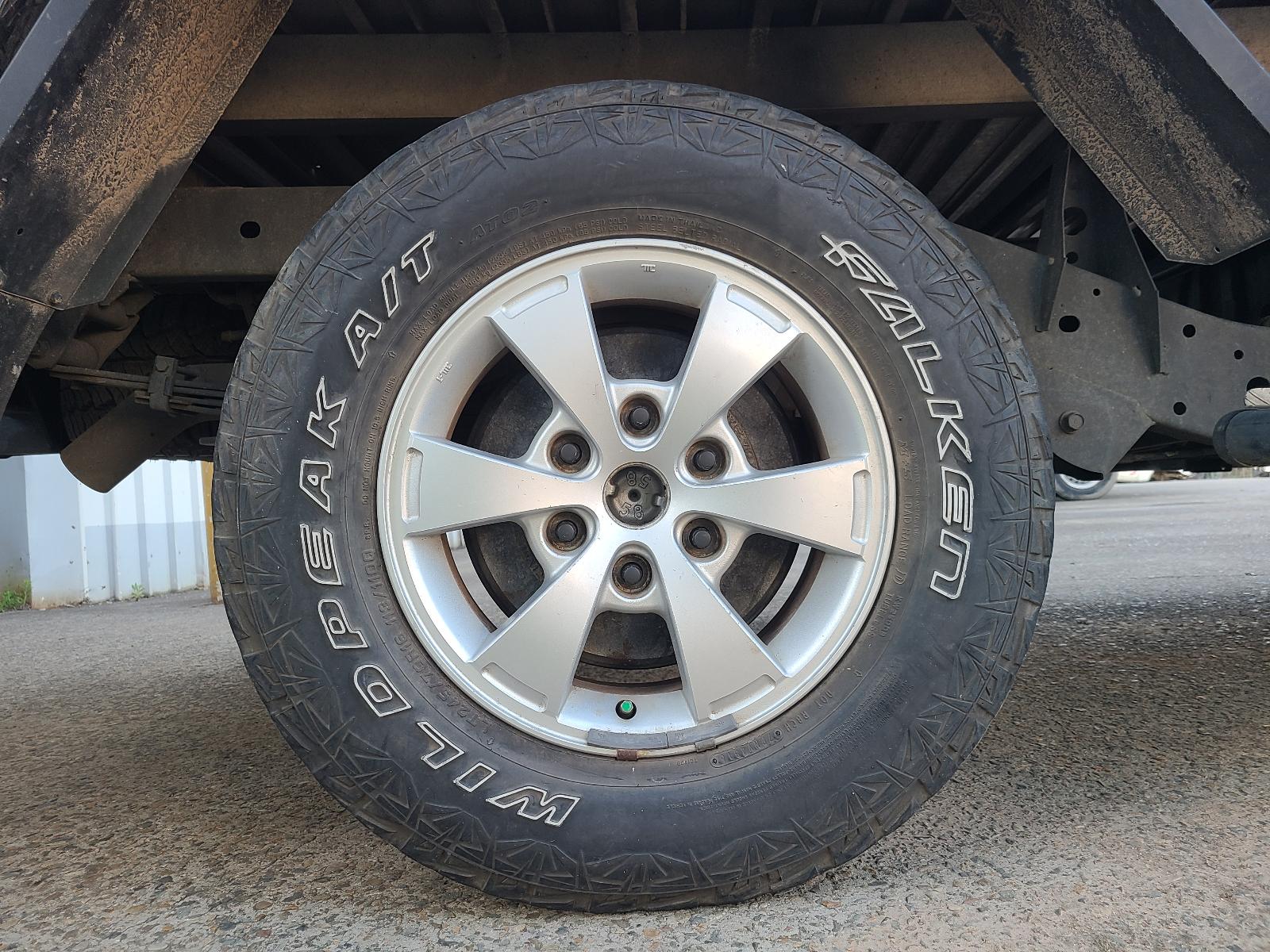 View Mitsubishi Triton 2012  