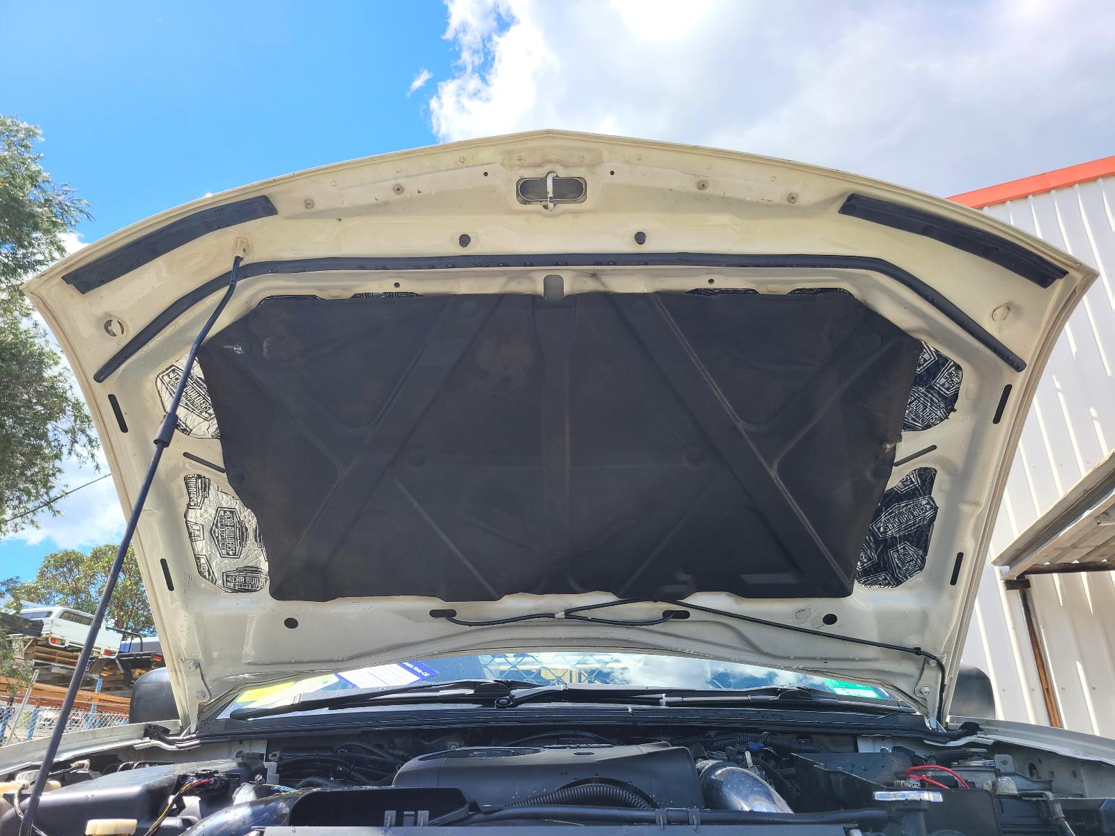 View Mitsubishi Triton 2012  