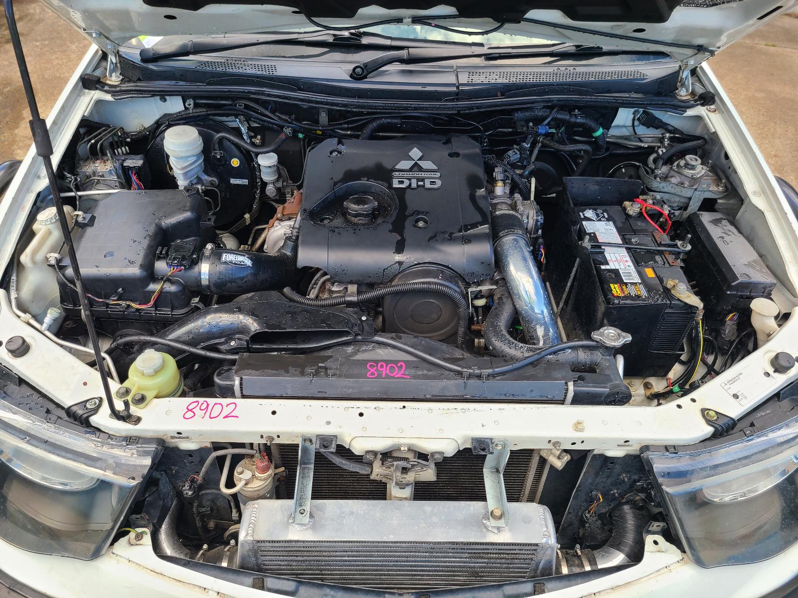 View Mitsubishi Triton 2012  