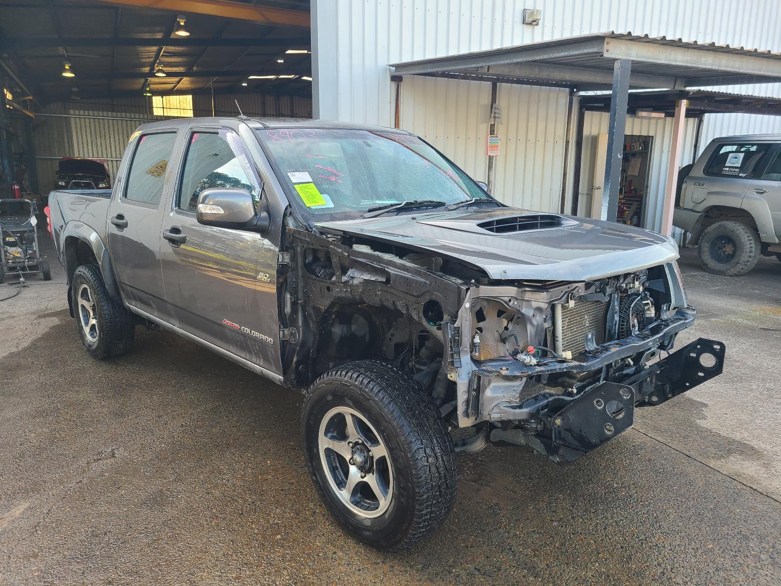 View Holden Colorado 2010  