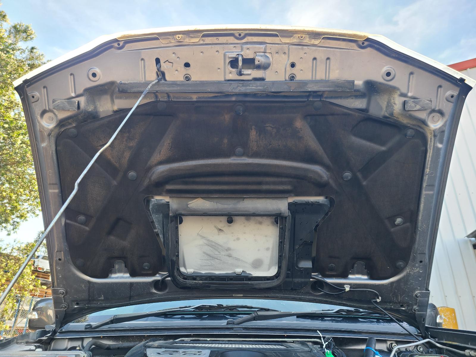 View Holden Colorado 2010  