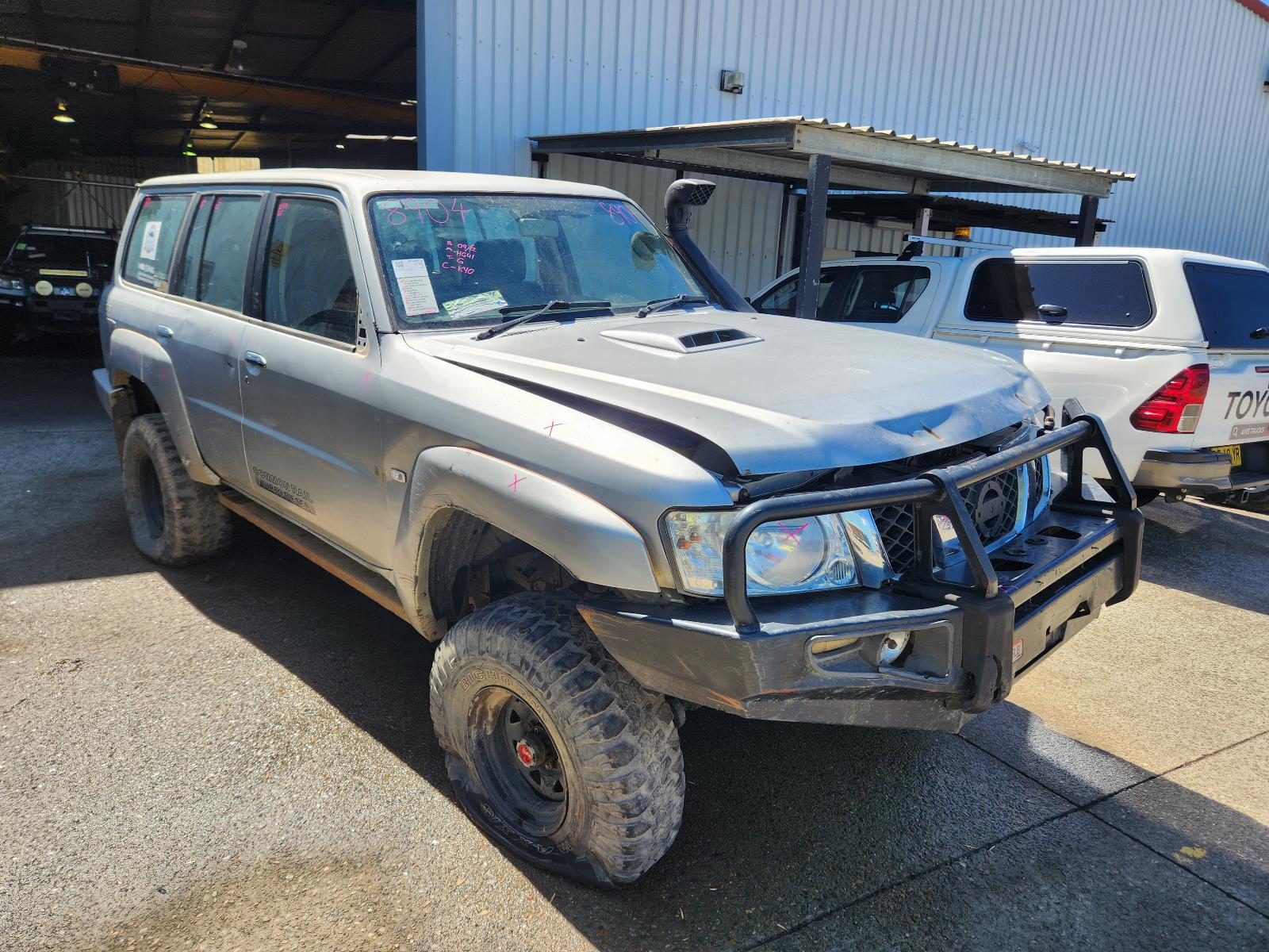 Nissan Patrol 2012 4 Door Station Wagon View Nissan Patrol 2012 4 Door Station Wagon