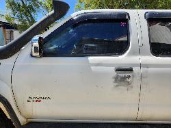 View Nissan Navara 2004 4 Door Utility