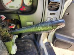 View Nissan Navara 2004 4 Door Utility