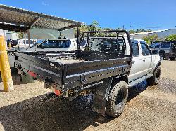 View Nissan Navara 2004 4 Door Utility