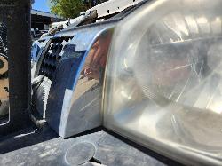 View Nissan Navara 2004 4 Door Utility