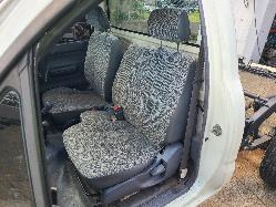 View Toyota Hilux 2001  