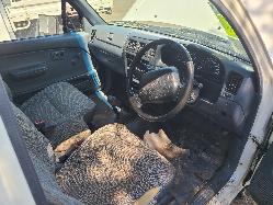 View Toyota Hilux 2001  