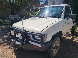View Toyota Hilux 2001  