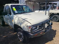 View Toyota Hilux 2001  