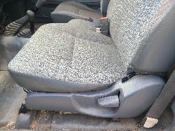 View Toyota Hilux 2001  