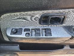 View Nissan Navara 2013 4 Door Utility