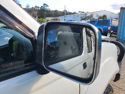 View Nissan Navara 2013 4 Door Utility