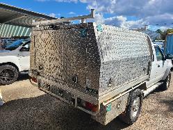 View Nissan Navara 2013 4 Door Utility