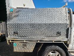 View Nissan Navara 2013 4 Door Utility