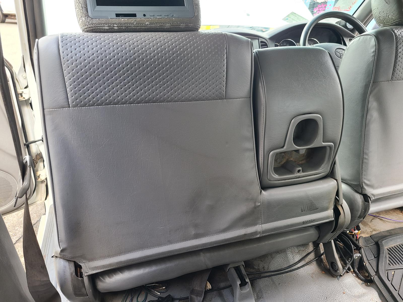 View Toyota Landcruiser 2002 4 Door Station Wagon