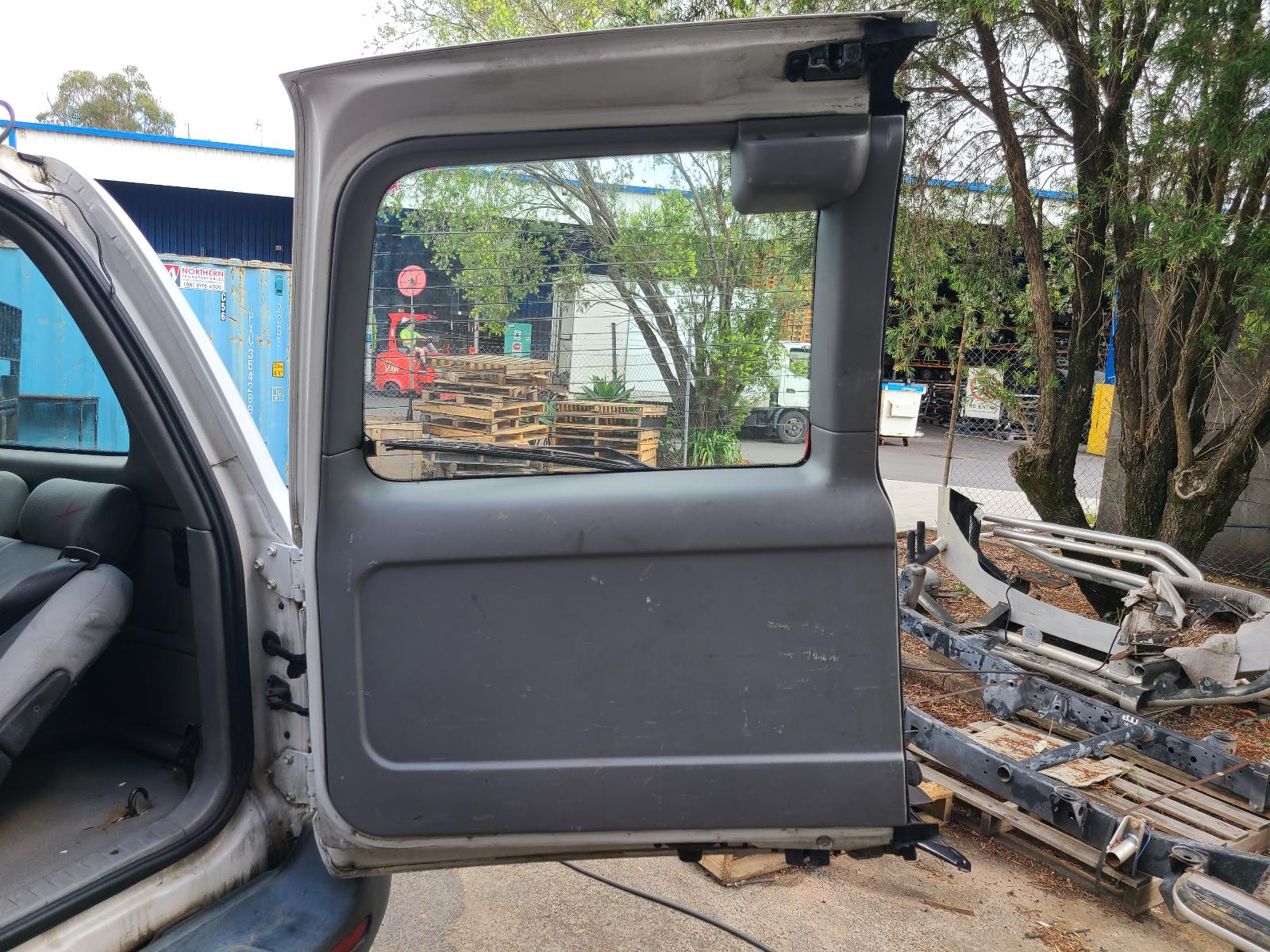 View Toyota Landcruiser 2002 4 Door Station Wagon