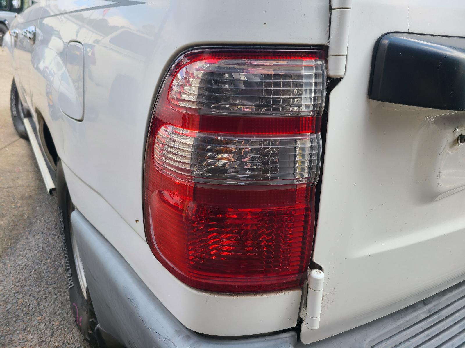 View Toyota Landcruiser 2002 4 Door Station Wagon