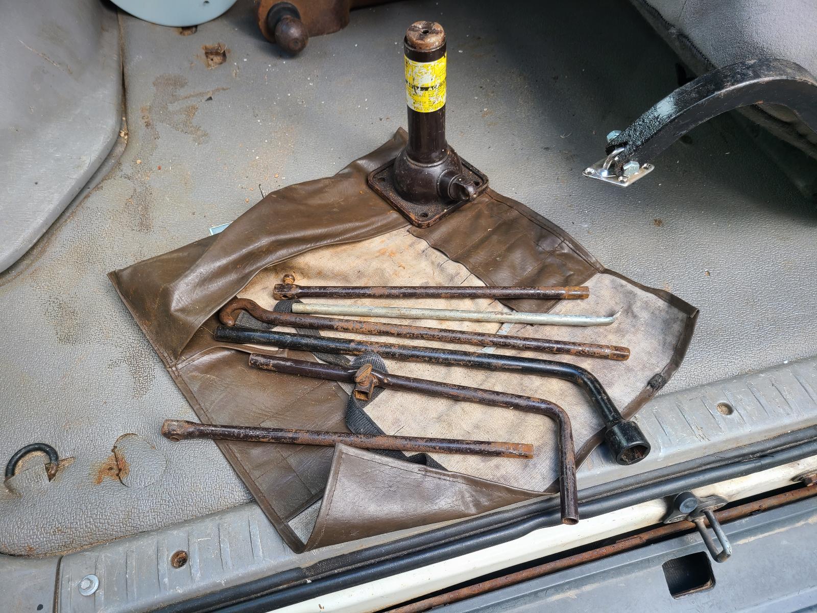 View Toyota Landcruiser 2002 4 Door Station Wagon