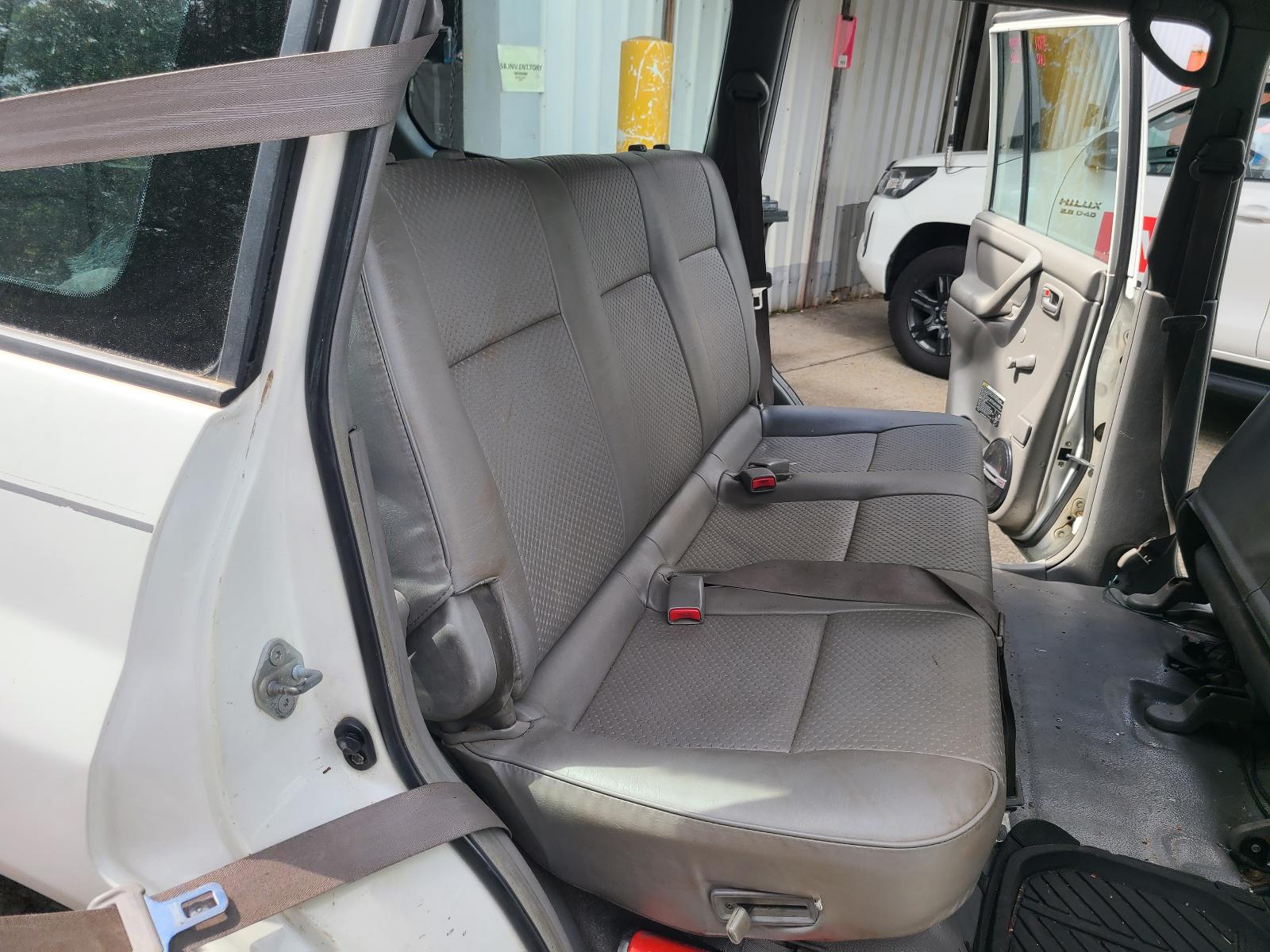 View Toyota Landcruiser 2002 4 Door Station Wagon