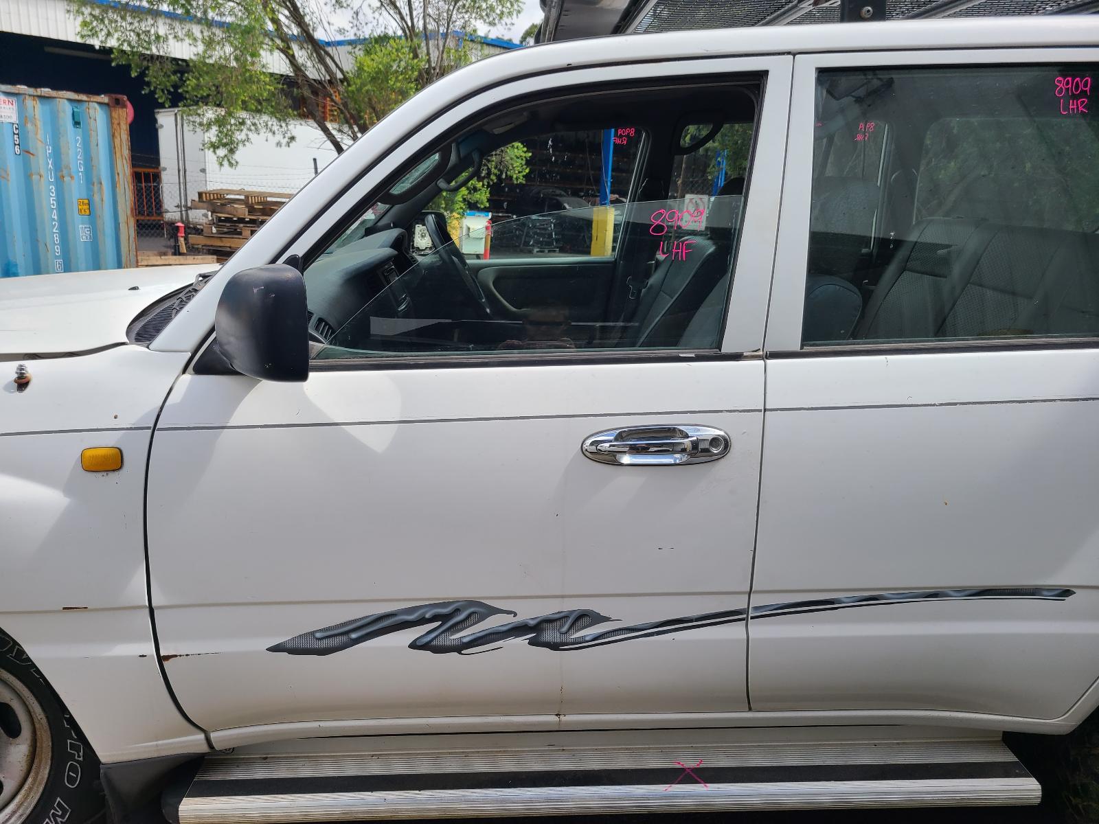 View Toyota Landcruiser 2002 4 Door Station Wagon