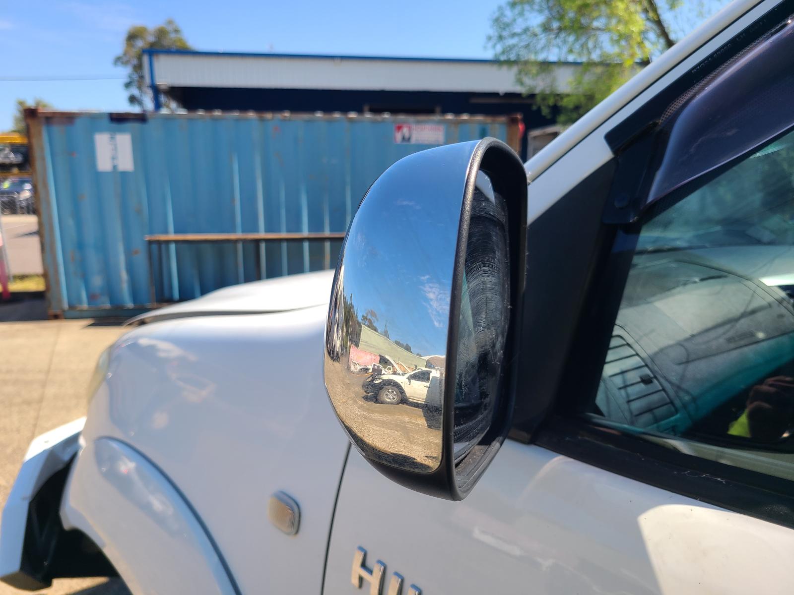 View Toyota Hilux 2011  