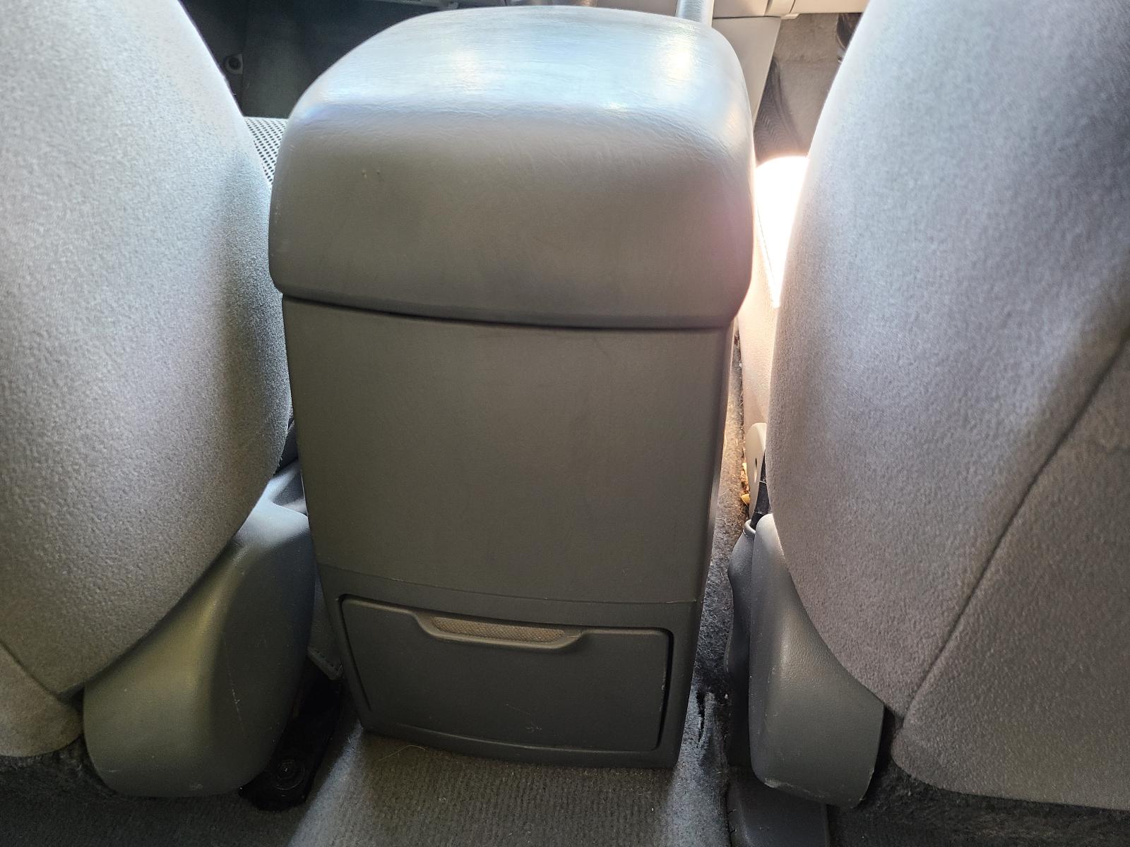 View Toyota Hilux 2011  