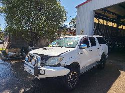 View Auto part Engine Toyota Hilux 2011