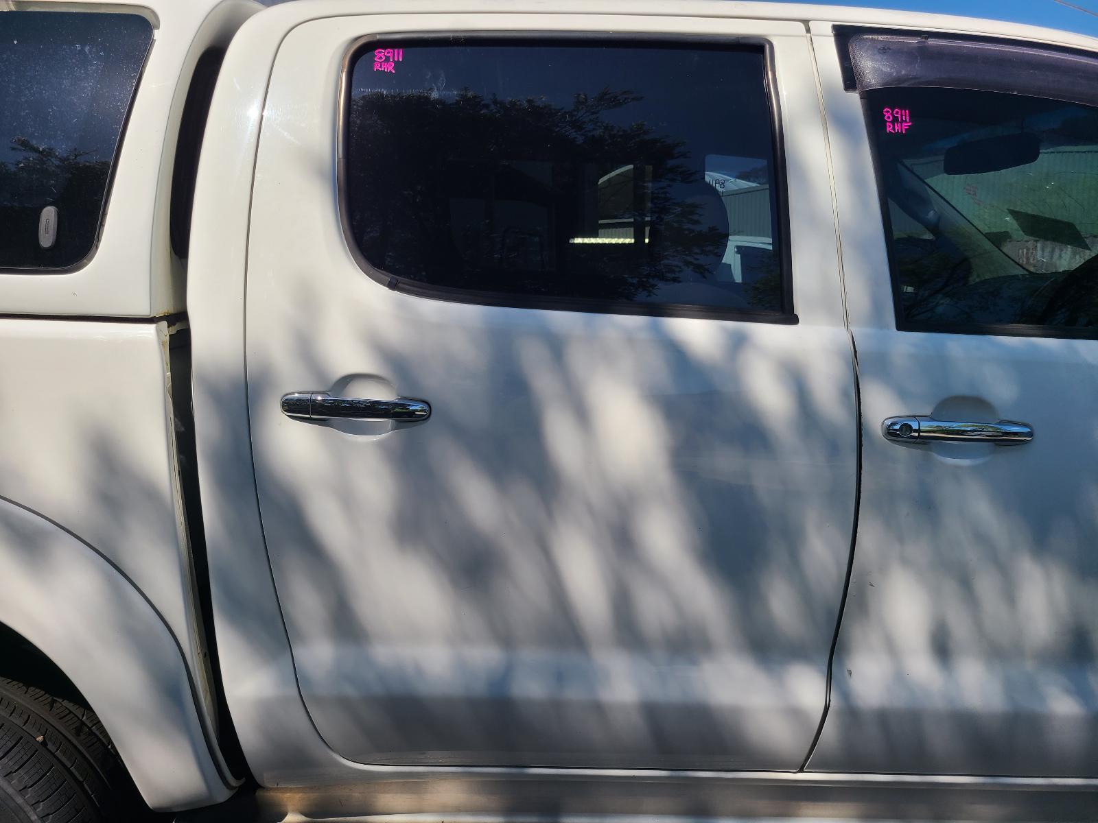 View Toyota Hilux 2011  