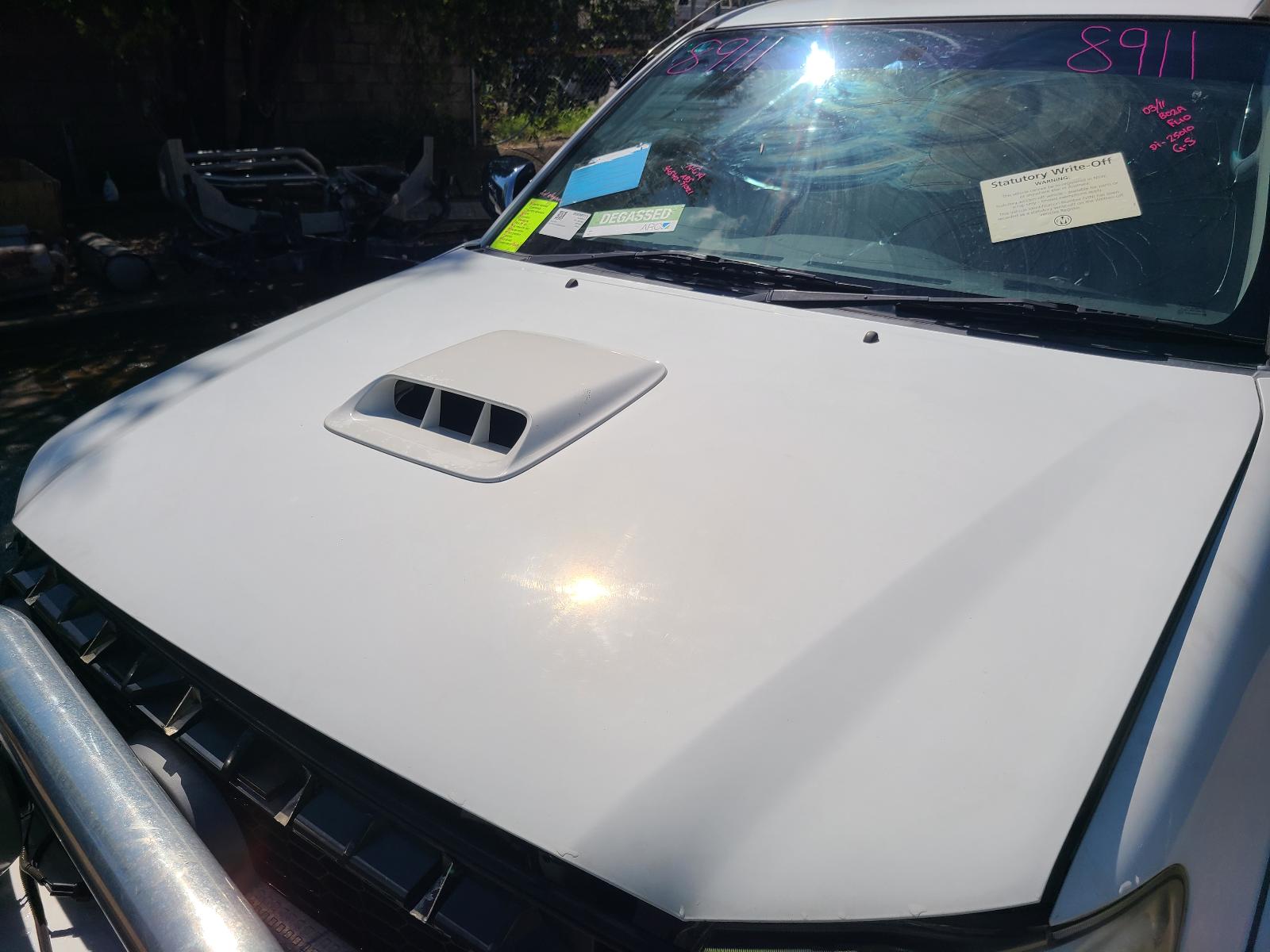 View Toyota Hilux 2011  