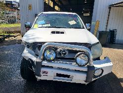 View Toyota Hilux 2011  