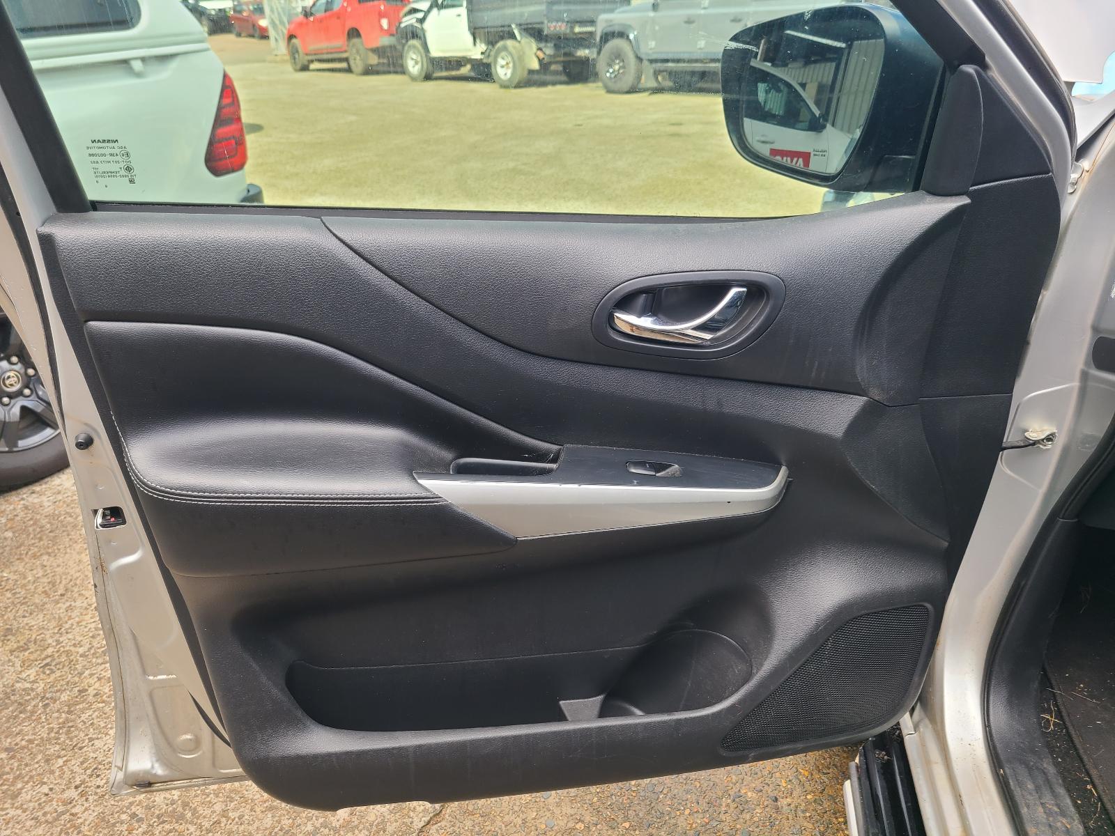 Nissan Navara 2018 4 Door Utility View Nissan Navara 2018 4 Door Utility