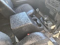 View Land Rover Defender 2013