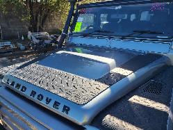 View Land Rover Defender 2013