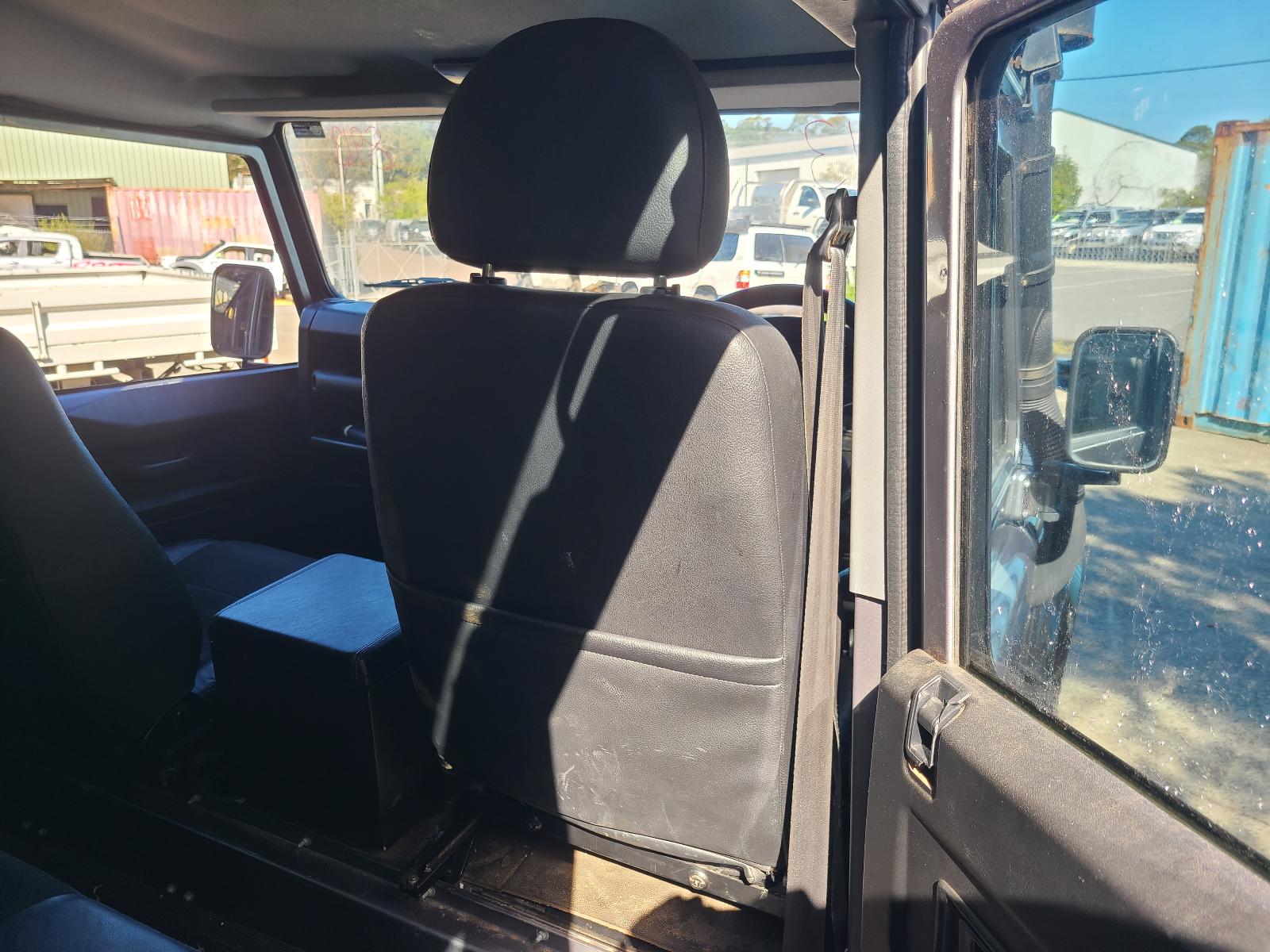 Land Rover Defender 2013 View Land Rover Defender 2013