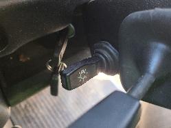 View Land Rover Defender 2013