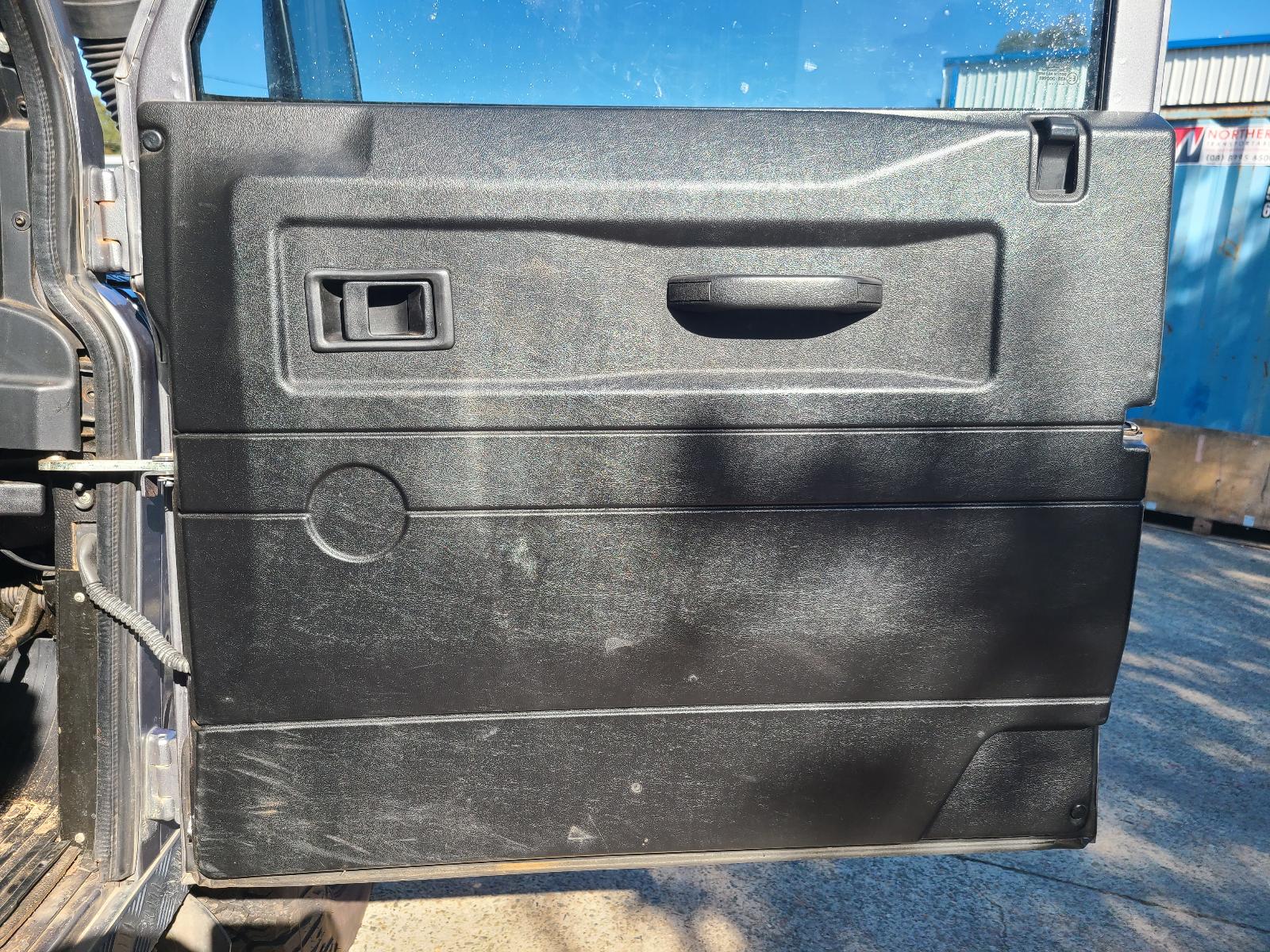 Land Rover Defender 2013 View Land Rover Defender 2013