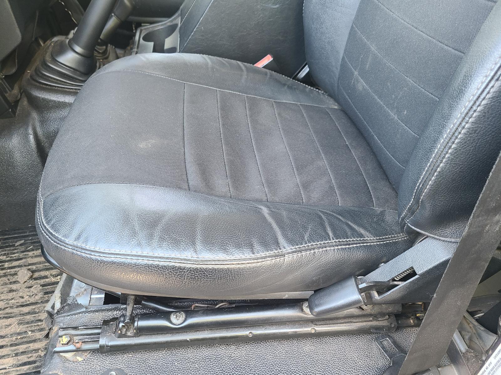 Land Rover Defender 2013 View Land Rover Defender 2013