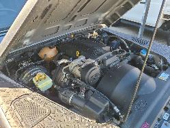 View Land Rover Defender 2013