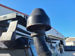 View Land Rover Defender 2013